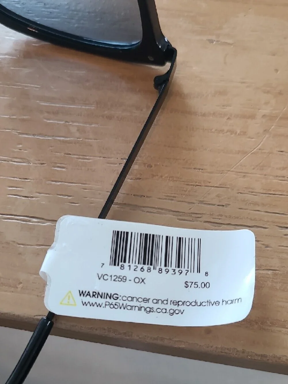 Vince Camuto Black Frame Sunglasses with Gradient Gray Lenses